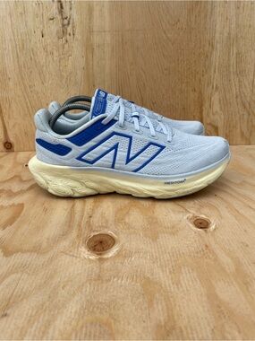 New Balance women’s Fresh Foam X 1080v13 Running Shoes size 9 NO INSOLES